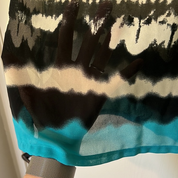 Tunic - Picture 5 of 9